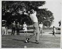 Bruce Devlin tee off at ORC annual golf pro tournament